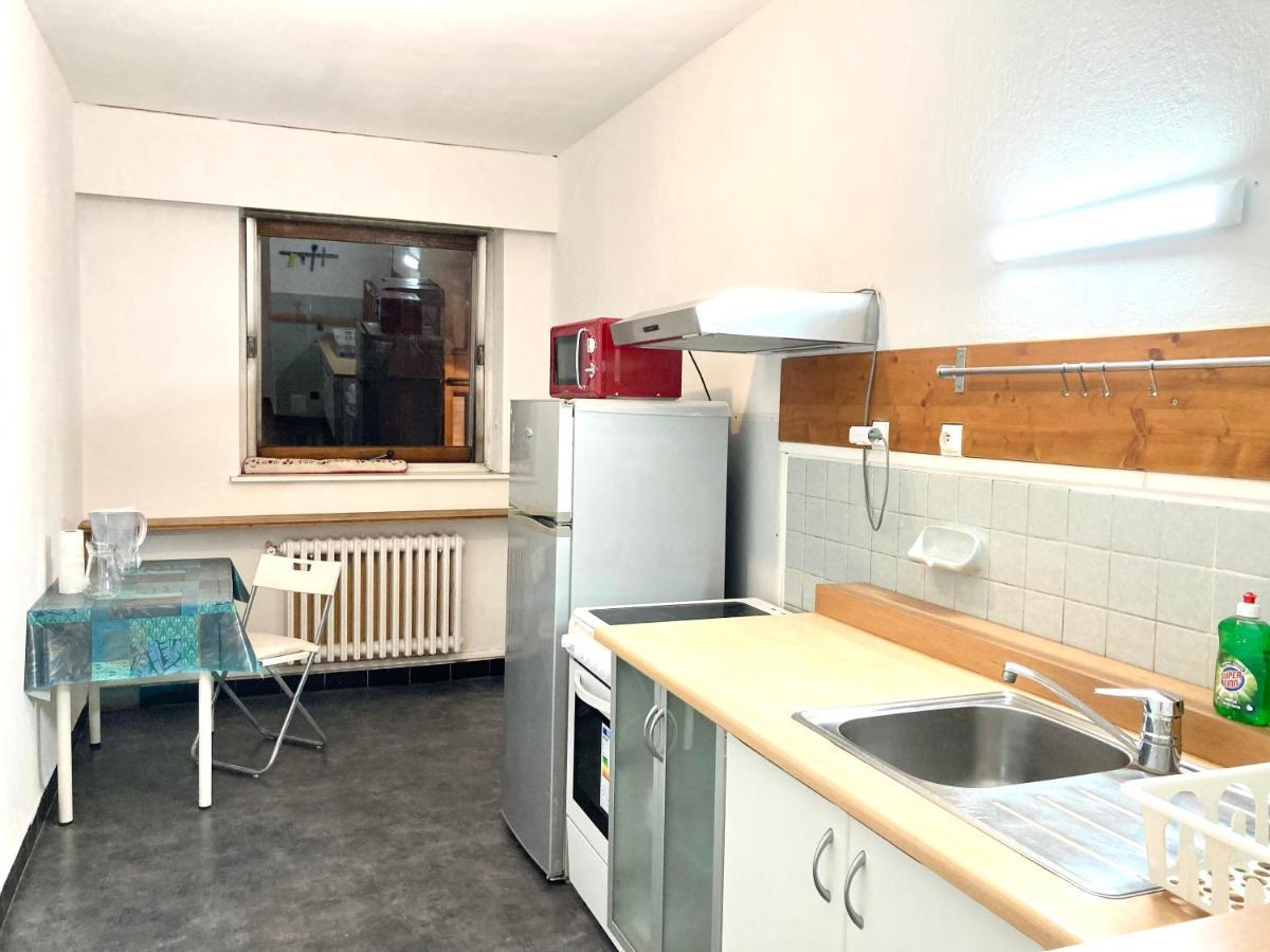 Appartement F3 Au Coeur Du Centre De *
